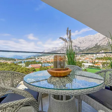 Luxury Sea View With Pool Apartmán Makarská