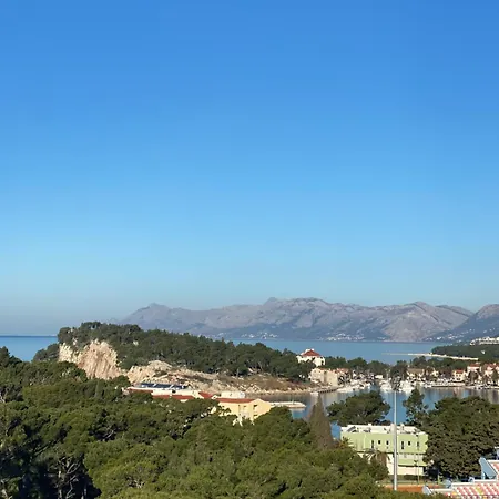 Lägenhet Luxury Sea View With Pool Makarska