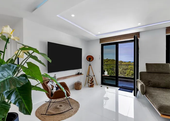 Luxury Sea View With Pool Apartmán