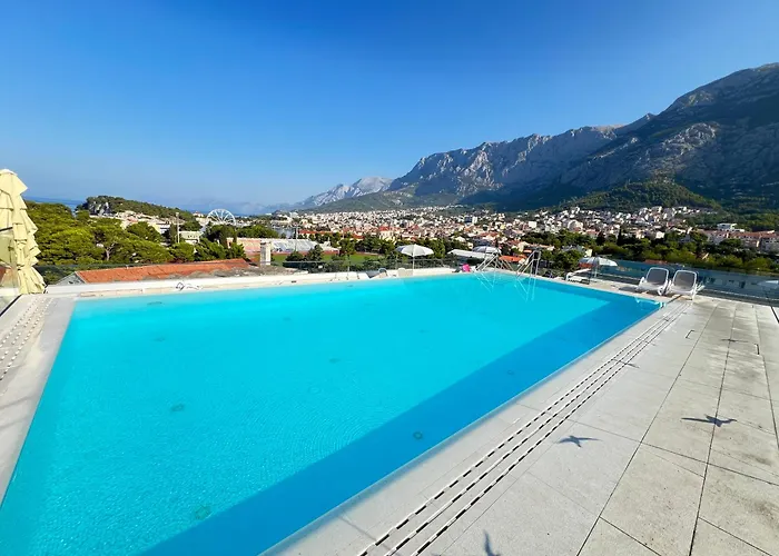 Luxury Sea View With Pool Apartmán